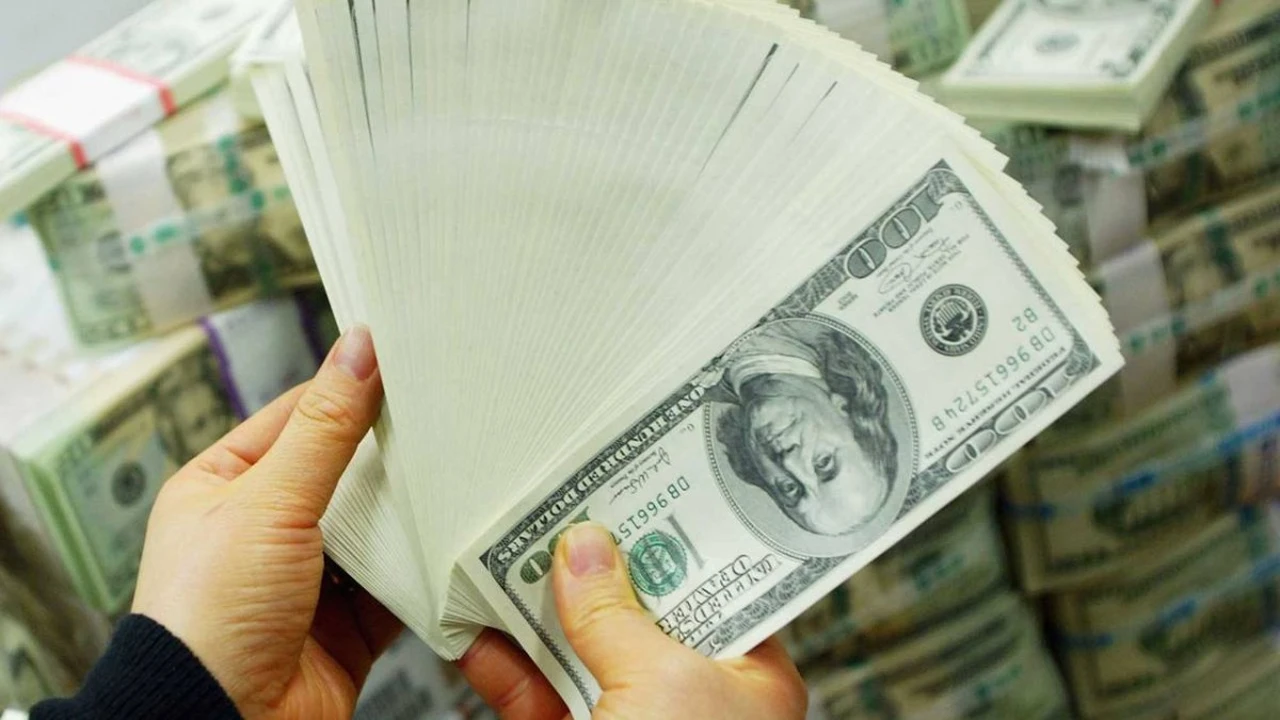 استقرار الدولار قبل صدور بيانات التضخم الجديدة